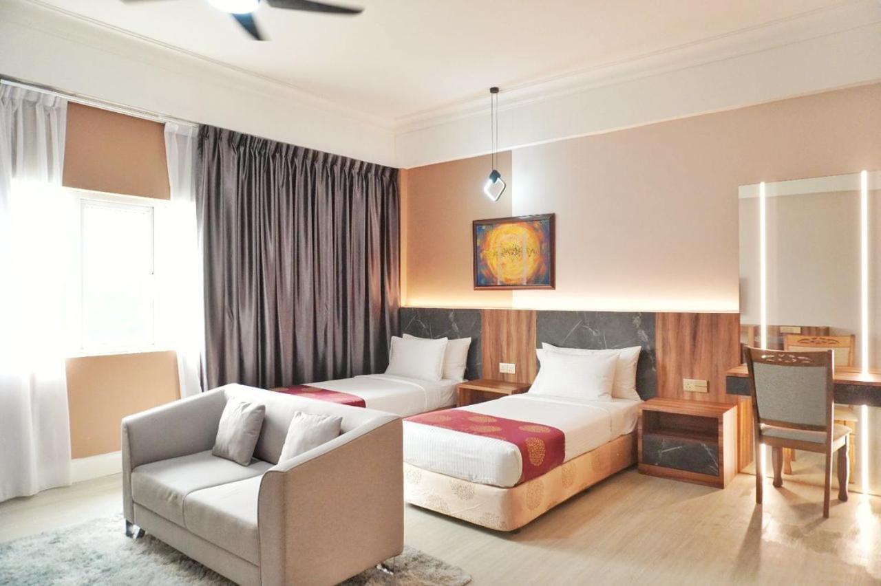 The Avenue M Hotel Johor Bahru Exterior photo