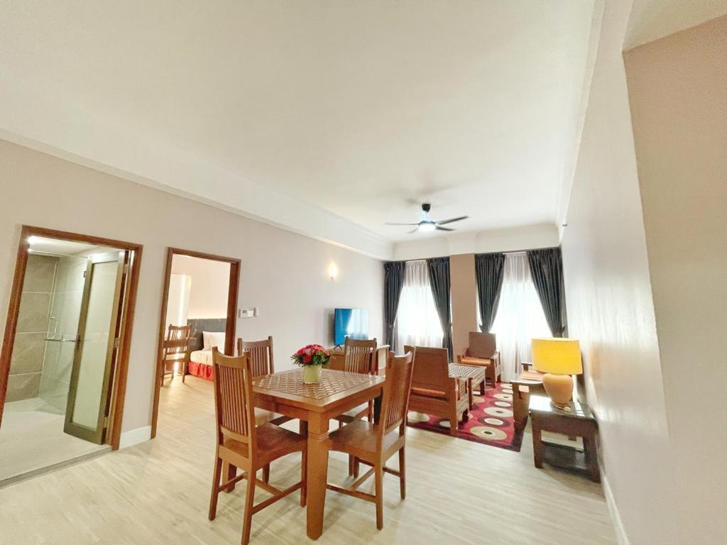 The Avenue M Hotel Johor Bahru Exterior photo