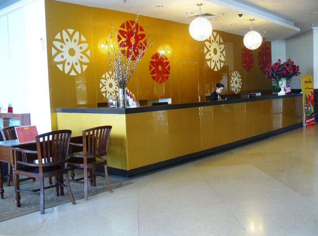 The Avenue M Hotel Johor Bahru Exterior photo
