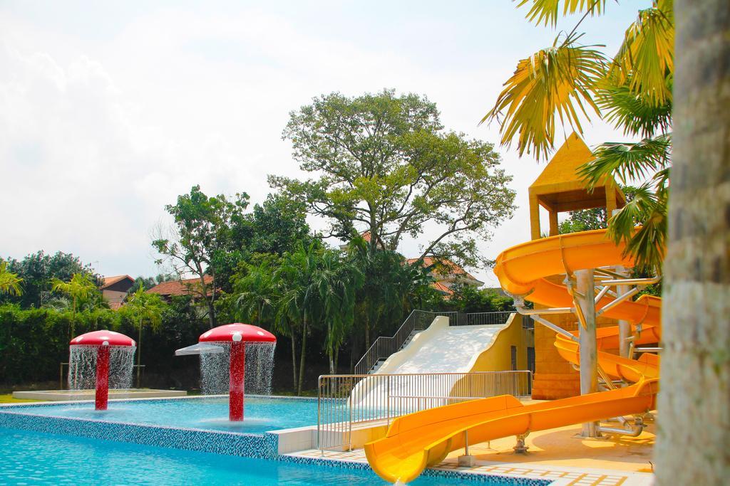 The Avenue M Hotel Johor Bahru Exterior photo